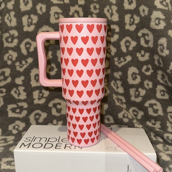 Simple Modern TREK 40oz Tumbler❤️Valentine’s Day Collection❤️in Sweetheart ❤️New - Picture 10 of 17
